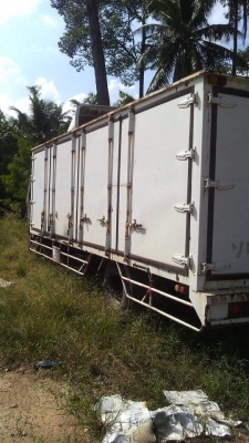 ขายรถหกล้อมิตซู 140 แรงม้า เทอร์โบอินเตอร์ ปี51 ตามสภาพ รถชนมา