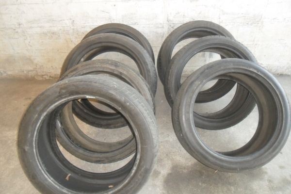 ยางขอบ19 สวยๆ ราคา เส้นละ 700 บาท เหมาเ 7 เส้น ราคา 3500 บาท