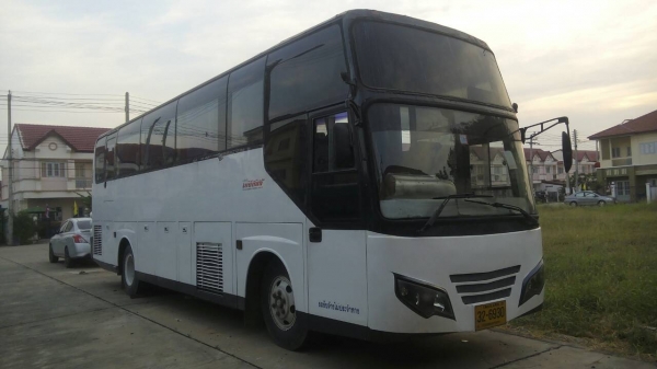 ขายดาวน์รถบัส10เมตร  ติดต่อ 086-058-5104