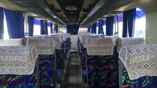 ขายดาวน์รถบัส10เมตร  ติดต่อ 086-058-5104