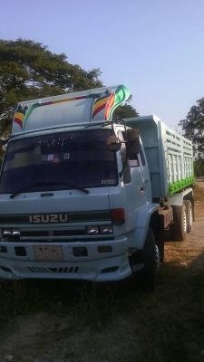 ขายดาวน์อีซูซุร๊อกกี้ 210F ราคา 970,000 บาท