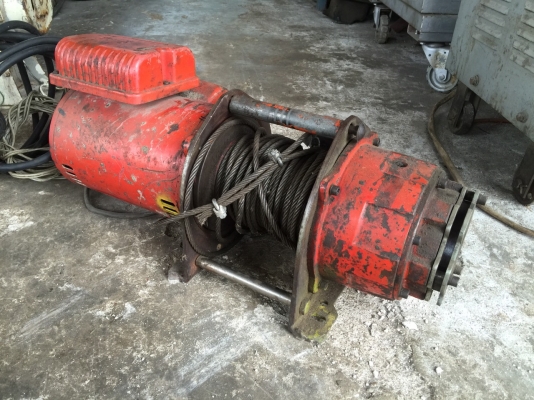 Sell> ขายวินซ์สลิง 500 KG ไฟบ้าน 220V. พร้อมใช้งาน Sell> ขายวินซ์สลิง 500 KG ไฟบ้าน 220V. พร้อมใช้งาน