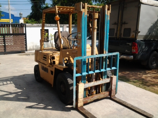 ขาย FORKLIFT KOMATSU FG20-7 เก่านอก ขาย FORKLIFT KOMATSU FG20-7 เก่านอก