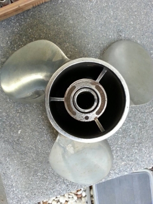 ขายใบสแตนเลส Suzuki 14/1/4 X20 LH หมุนซ้าย ราคาถูก