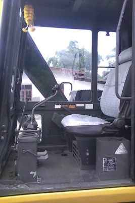 ขายKomatsu PC60-5เครื่อวปั้มยกใหม่เชียงกงแน่นระบบพร้อมโซ่ใหม่ลอนเล่อใหม่เอวแน่นช่วงล่างเต็ม