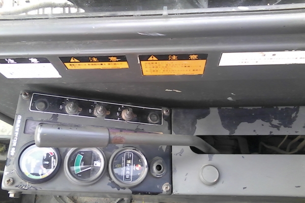 ขายKomatsu PC60-5เครื่อวปั้มยกใหม่เชียงกงแน่นระบบพร้อมโซ่ใหม่ลอนเล่อใหม่เอวแน่นช่วงล่างเต็ม