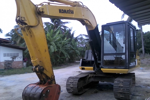 ขายKomatsu PC60-5เครื่อวปั้มยกใหม่เชียงกงแน่นระบบพร้อมโซ่ใหม่ลอนเล่อใหม่เอวแน่นช่วงล่างเต็ม