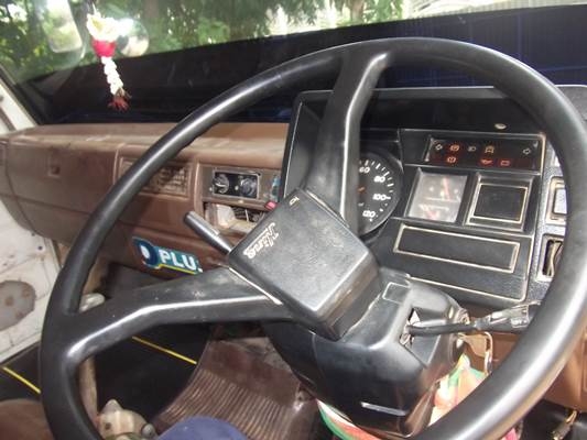 ฝากขาย รถ6ล้อดั้ม ฮีโน่ FB112  117แรง ขอขอบคุณผู้ซื้อ และ ทีมงาน TRUCK2HAND ครับ