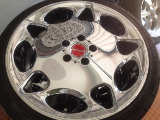 ล้อเเท้ LUFTBAHN 19กว้าง8นิ้วอ๊อฟ45ทั้ง4วงสีเดิมๆติดยางปี13จากญี่ปุ่นสภาพสวยๆ