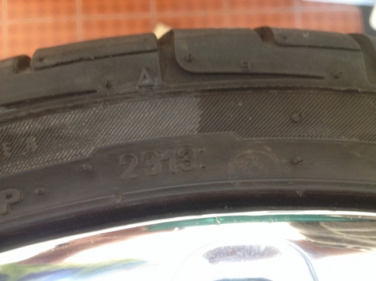 ล้อเเท้ LUFTBAHN 19กว้าง8นิ้วอ๊อฟ45ทั้ง4วงสีเดิมๆติดยางปี13จากญี่ปุ่นสภาพสวยๆ