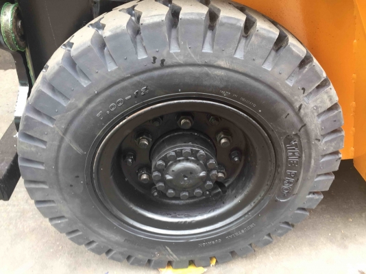 ขาย รถโฟล์คลิฟท์ TCM 2.5 ตัน เกียคลัช