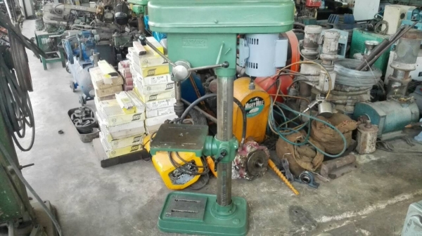 ====== SOLD OUT!! ====== เจาะ KING ตัวใหญ่สุด มอเตอร์ Mitsu 1 HP. 220V. ใช้ไฟบ้าน สด สวย แน่น พร้อมใช้งาน