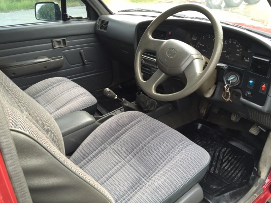 ขาย TOYOTA LN111 SR5 รถแท้ประกอยนอก