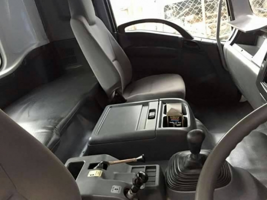 ขายรถบรรทุก 10 ล้อหัวลาก ISUZU DECA 360 แรงม้าปี 2555 ราคา 2050000