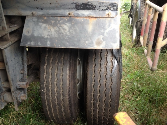 ขายลูกพ่วงดั้ม 3 มิตร 2 เพลา ยางใหม่กะทะใหม่ 8 ชุด ยังไม่ได้ใช้