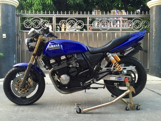 XJR 400 ปี 98 สพม 54,000 บาท รับซื้อขายแลกเปลี่ยน