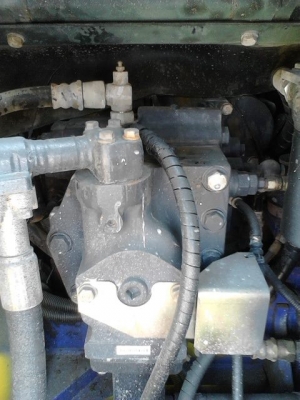 รถขุด KOMATSU PC 128 US-2 รถขุด KOMATSU PC 128 US-2