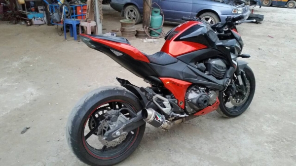 ขายถูกมอเตอร์ไซค์บิ๊กไบค์ KAWASAKI  Z800 2014 พร้อมทะเบียน