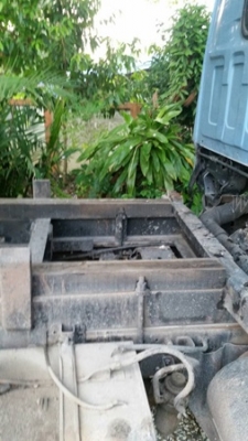 รถบรรทุก 6 ล้อดัมพ์ ISUZU NKR  ปีจดทะเบียน 2548