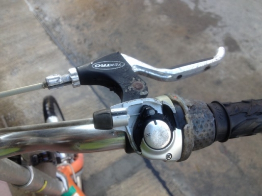 จักรยาน giant revive สีเทา ส้ม ล้อ 20 นิ้วเฟรมมิเนียมเก่าญี่ปุ่นเเท้สภาพตามรูปครับ