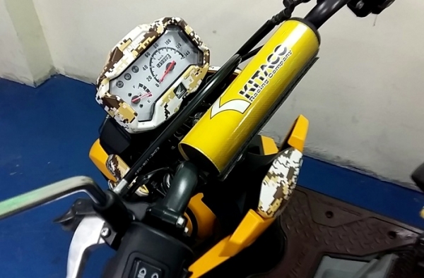 ZOOMER สีเหลือง สียอดฮิต มาพร้อมชุดแต่งสุดเท่จากศูนย์ รถเดือน ก.พ. ปี57 ไมล์ 4 พันโล ฟรีโอน แถม 5 รายการ 35900