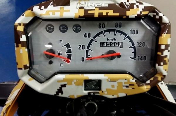 ZOOMER สีเหลือง สียอดฮิต มาพร้อมชุดแต่งสุดเท่จากศูนย์ รถเดือน ก.พ. ปี57 ไมล์ 4 พันโล ฟรีโอน แถม 5 รายการ 35900