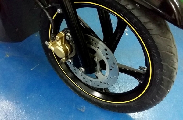 mio125 GTX สีเหลืองดำ ตัวท๊อปล้อแมกซ์ รถเดือน มิ.ย.ปี55 ไมล์ 11xxx โล รถเครื่องดีสีสวย แถม 4 รายการ 22900