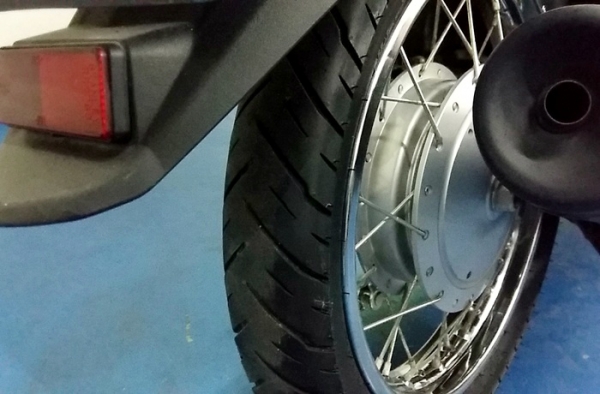 Fino i ลายพรีเมี่ยม สีแดงเทาลายใหม่ เครื่องยนต์ หัวฉีด กระบอกสูบไดอะซิล รถเดือน ก.ย. ปี57 ไมล์ 4 พันโล แถม 4 รายการ 29900