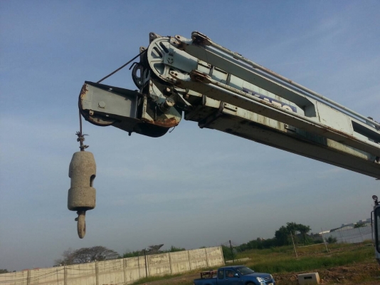 ขายครับ เครน KATO 20T /20H-3 /4ล้อโต