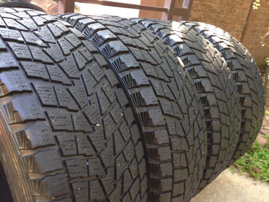 ยาง Bridgestone 275 70 16 ดอกเยอะ เนื้อนิ่ม พร้อมใช้งาน ราคาไม่แพง