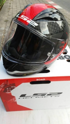 หมวก LS2 รุ่น FF323 Arrow C Tronic Big Carbon Sizes L หมวก LS2 รุ่น FF323 Arrow C Tronic Big Carbon Sizes L