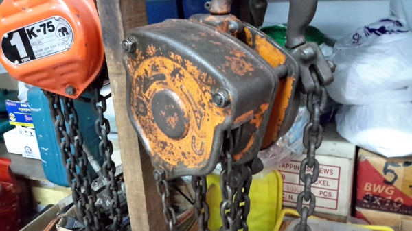 รอกโซ่ VITAL 2 ตัน