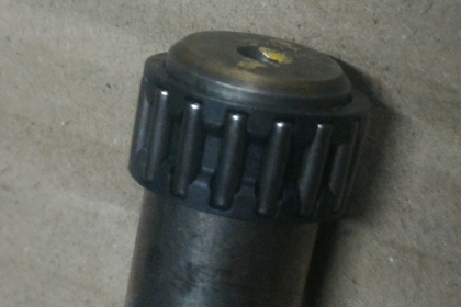 ตลับลูกปืนแบบทรงกระบอกใช้กับเพลาขนาด 16 มม.และรูที่สวม 20 มม. เรียงตามแนวแกนของใหม่ (มี 60 ตัว)