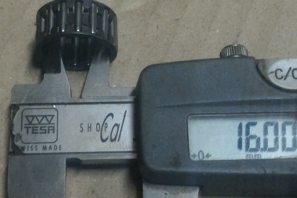 ตลับลูกปืนแบบทรงกระบอกใช้กับเพลาขนาด 16 มม.และรูที่สวม 20 มม. เรียงตามแนวแกนของใหม่ (มี 60 ตัว)