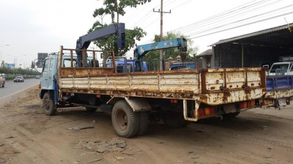 6ล้อติดเครน 160 แรง 3 ตัน 3 ชัก เครนท้องแบน กระบะยาว 6.20 สภาพสวยจัดพร้อมใช้งาน 6ล้อติดเครน 160 แรง 3 ตัน 3 ชัก เครนท้องแบน กระบะยาว 6.20 สภาพสวยจัดพร้อมใช้งาน