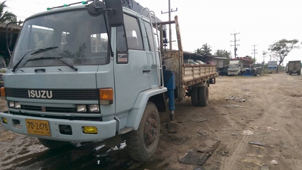 6ล้อติดเครน 160 แรง 3 ตัน 3 ชัก เครนท้องแบน กระบะยาว 6.20 สภาพสวยจัดพร้อมใช้งาน 6ล้อติดเครน 160 แรง 3 ตัน 3 ชัก เครนท้องแบน กระบะยาว 6.20 สภาพสวยจัดพร้อมใช้งาน