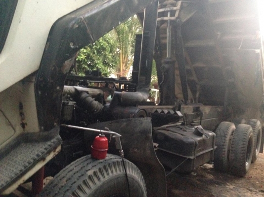 ขายสิบล้อมิตชูเฉินหลง527MAวางเครื่อแคชชีสวยหัวเก๋งสวยยางดีสภาพใช้ได้งฮีโน่EM100