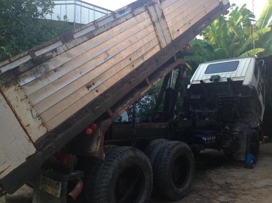 ขายสิบล้อมิตชูเฉินหลง527MAวางเครื่อแคชชีสวยหัวเก๋งสวยยางดีสภาพใช้ได้งฮีโน่EM100