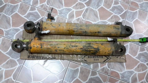 กระบอกชักข้าง JH KOMATSU