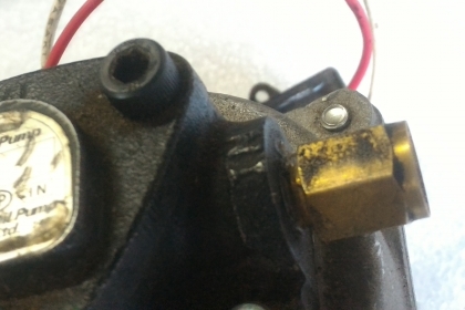 Trochoid Pump พร้อมมอเตอร์ขับให้แรงดันน้ำมันที่สูง เป็นขุดการทำงานขนาดเล็ก มอเตอร์ต่อให้ไฟบ้าน 220 V. จากญี่ปุ่น