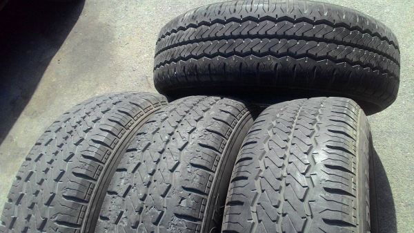 215/70R16 HANKOOK RADIAL RA-08 ไม่มีปะ ชุด 4 เส้น tel.081-427-3941 ไลน์ไอดี autobot107 215/70R16 HANKOOK RADIAL RA-08 ไม่มีปะ ชุด 4 เส้น tel.081-427-3941 ไลน์ไอดี autobot107