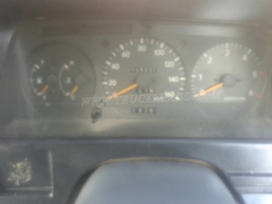 รถตู้หลังคาสูง ยี่ห้อโตโยต้า ติดแก๊ซ LPG ทะเบียนพร้อม