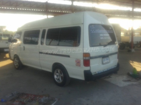 รถตู้หลังคาสูง ยี่ห้อโตโยต้า ติดแก๊ซ LPG ทะเบียนพร้อม