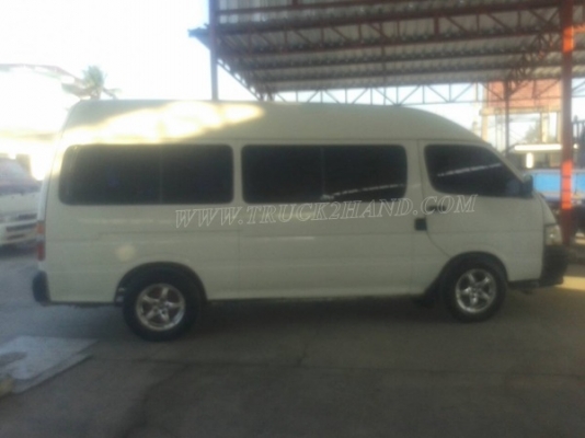 รถตู้หลังคาสูง ยี่ห้อโตโยต้า ติดแก๊ซ LPG ทะเบียนพร้อม