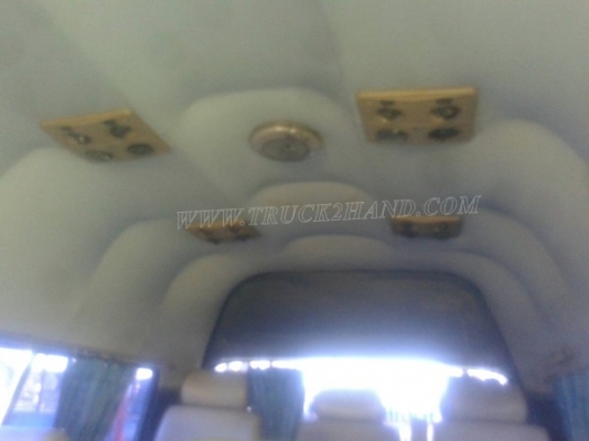 รถตู้หลังคาสูง ยี่ห้อโตโยต้า ติดแก๊ซ LPG ทะเบียนพร้อม