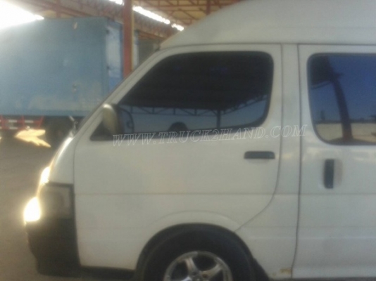 รถตู้หลังคาสูง ยี่ห้อโตโยต้า ติดแก๊ซ LPG ทะเบียนพร้อม