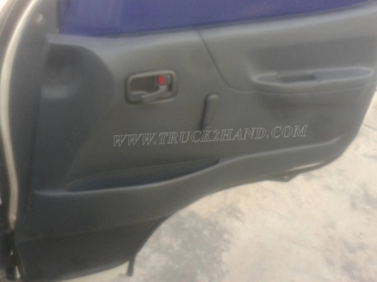 รถตู้หลังคาสูง ยี่ห้อโตโยต้า ติดแก๊ซ LPG ทะเบียนพร้อม