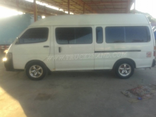 รถตู้หลังคาสูง ยี่ห้อโตโยต้า ติดแก๊ซ LPG ทะเบียนพร้อม