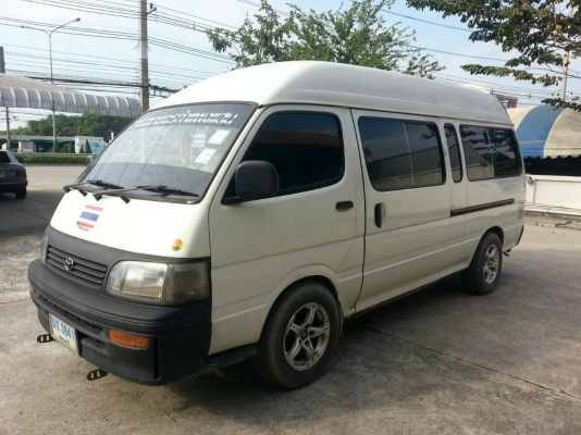 รถตู้หลังคาสูง ยี่ห้อโตโยต้า ติดแก๊ซ LPG ทะเบียนพร้อม