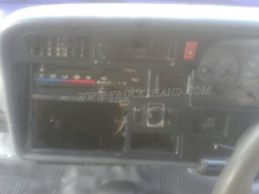 รถตู้หลังคาสูง ยี่ห้อโตโยต้า ติดแก๊ซ LPG ทะเบียนพร้อม